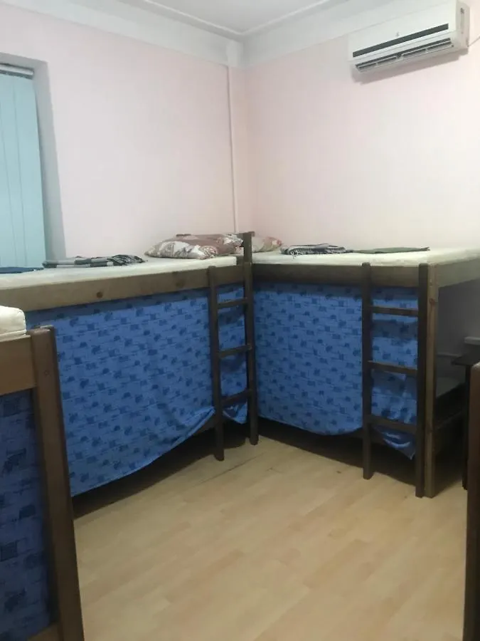 Ararat-Holosiivskyi Hostel Kiev